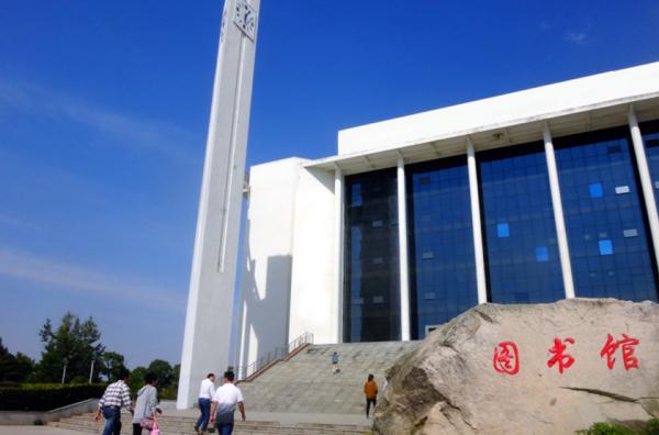 武漢工程職業技術學院圖書館
